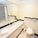 Butler Arms 4*
