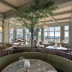 Butler Arms 4*
