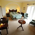 Butler Arms 4* Waterville