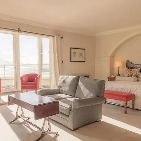 Butler Arms Waterville