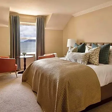 Butler Arms Hotel 4*