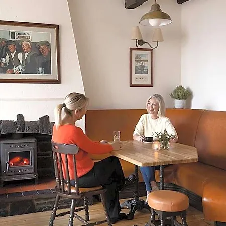 Butler Arms Waterville
