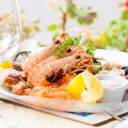 Butler Arms 4* Waterville