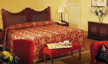 Butler Arms Hotell Waterville