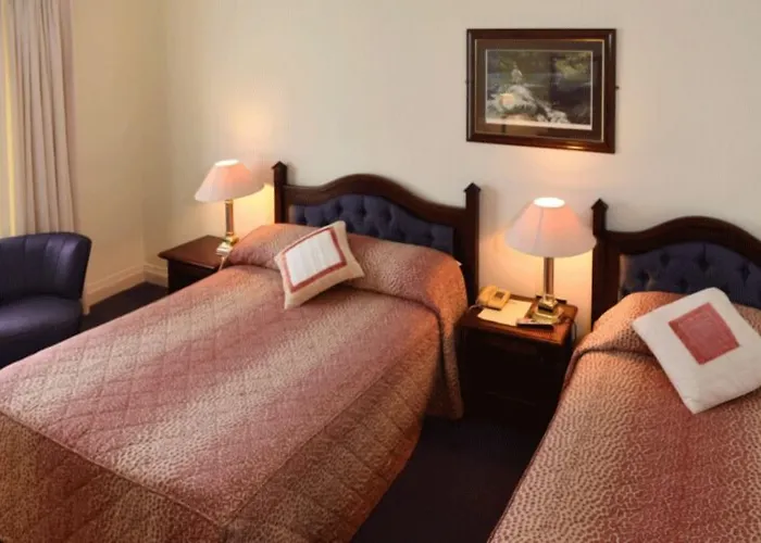 Butler Arms Hotell 4*