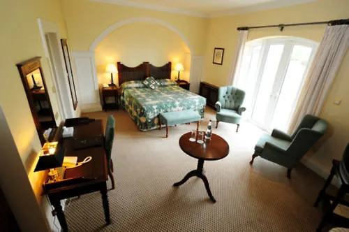 Butler Arms 4* Waterville